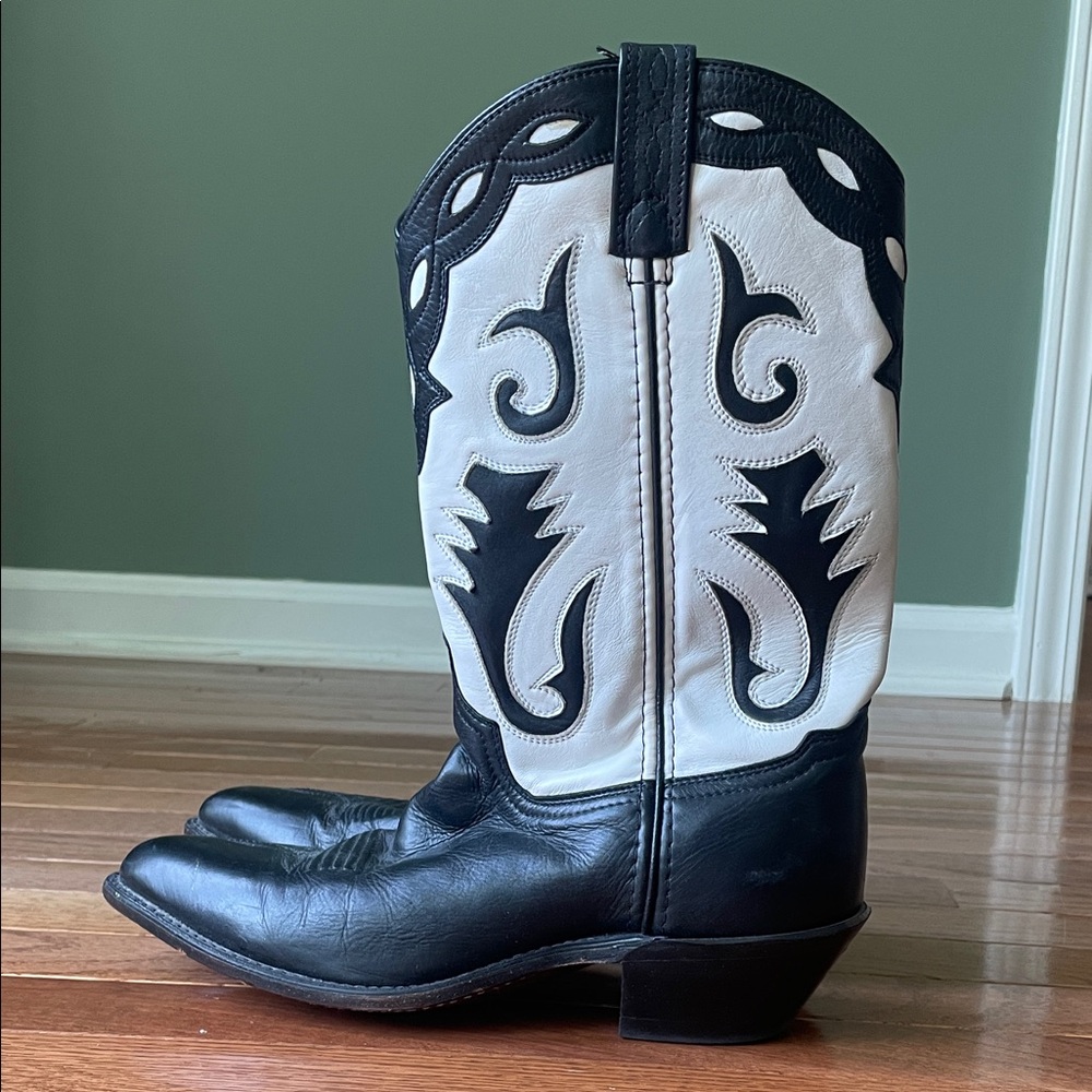 Black and White Western Cowboy Boots